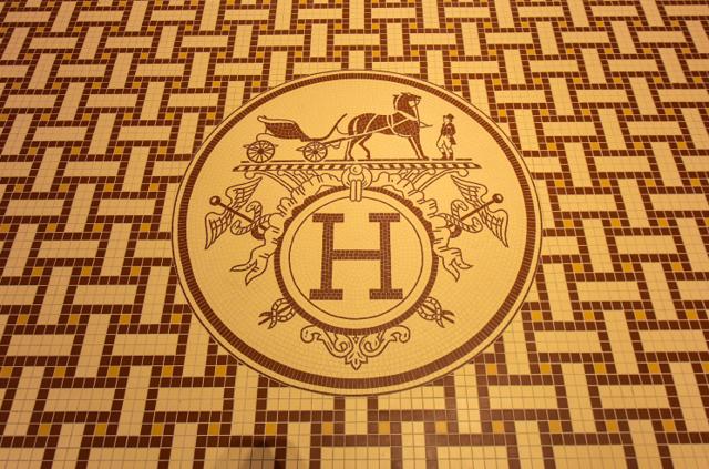 做生意的人最旺的颜色,做生意穿什么颜色衣服生意最好