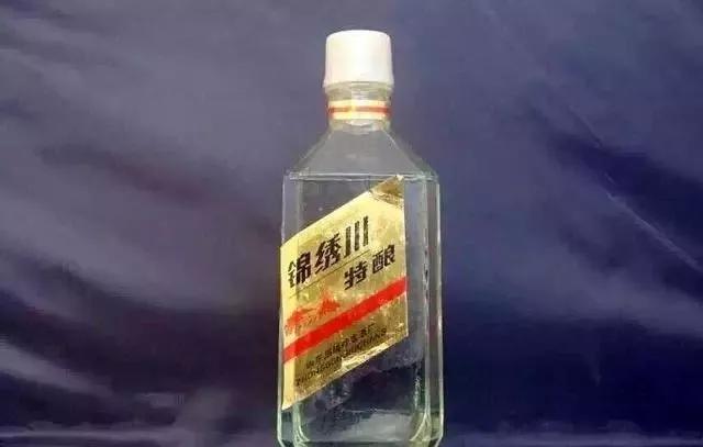 记忆中家乡的酒,记忆中的那瓶酒