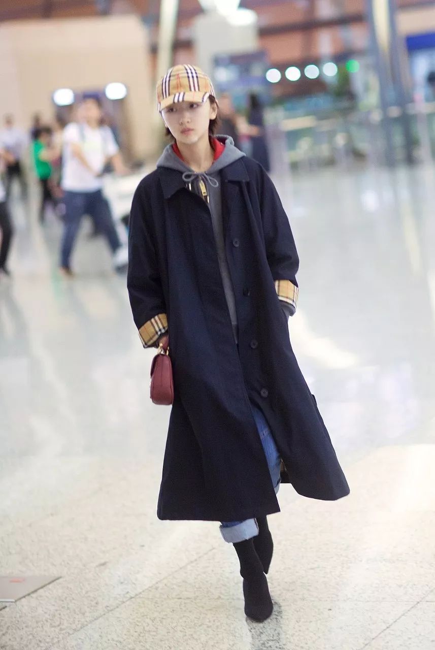 周冬雨变美女,周冬雨变好看了