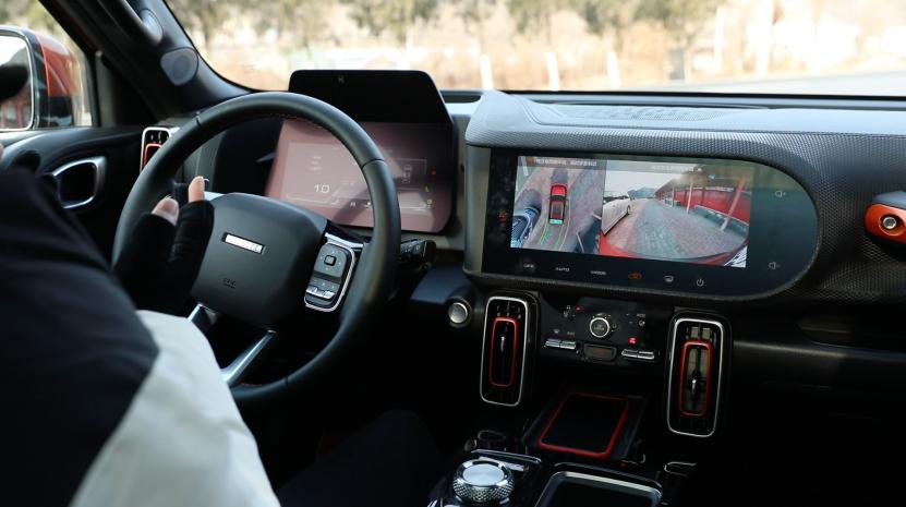 哈弗大狗2021款1.5t马犬版测试,哈弗大狗1.5tdct马犬版白色