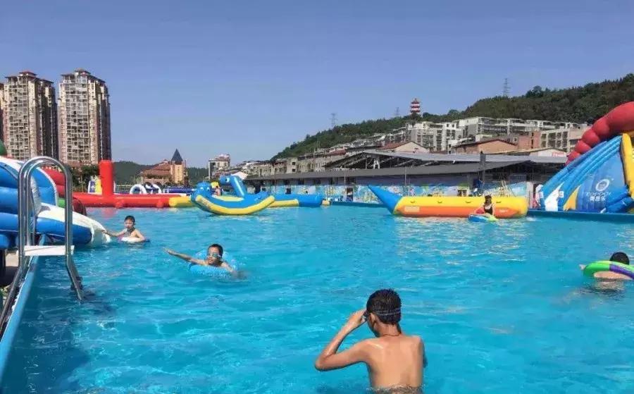 周末38℃高温来袭！南充各区游泳全攻略，16个泳池让你瞬间降温