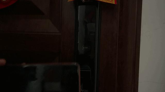 华为智选voc智能门锁s如何录指纹,华为智能门锁和华为智选指纹锁
