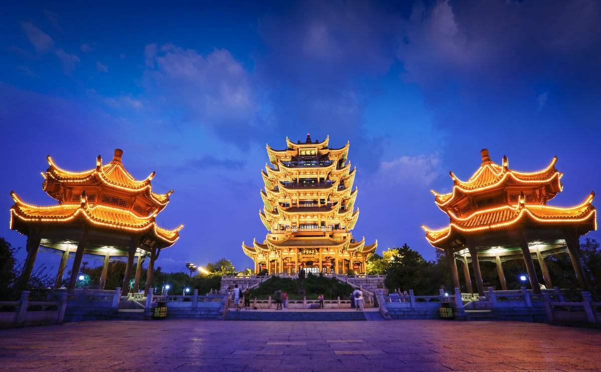 武汉哪里吃螃蟹风景最好,武汉人去青岛玩的地方