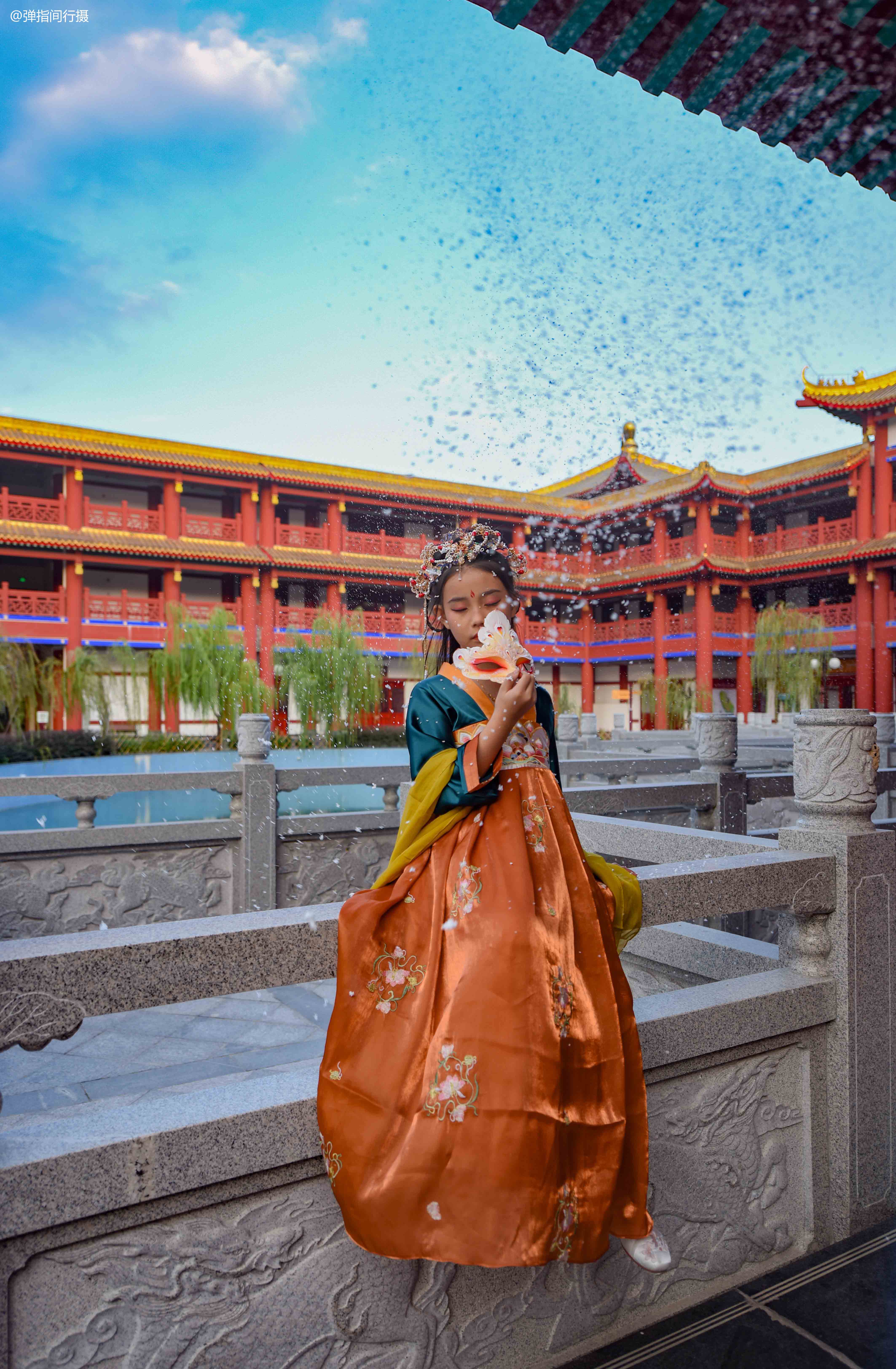 潮州版“黄鹤楼”，由中药世家斥巨资兴建，纪念一位妇幼科女医师