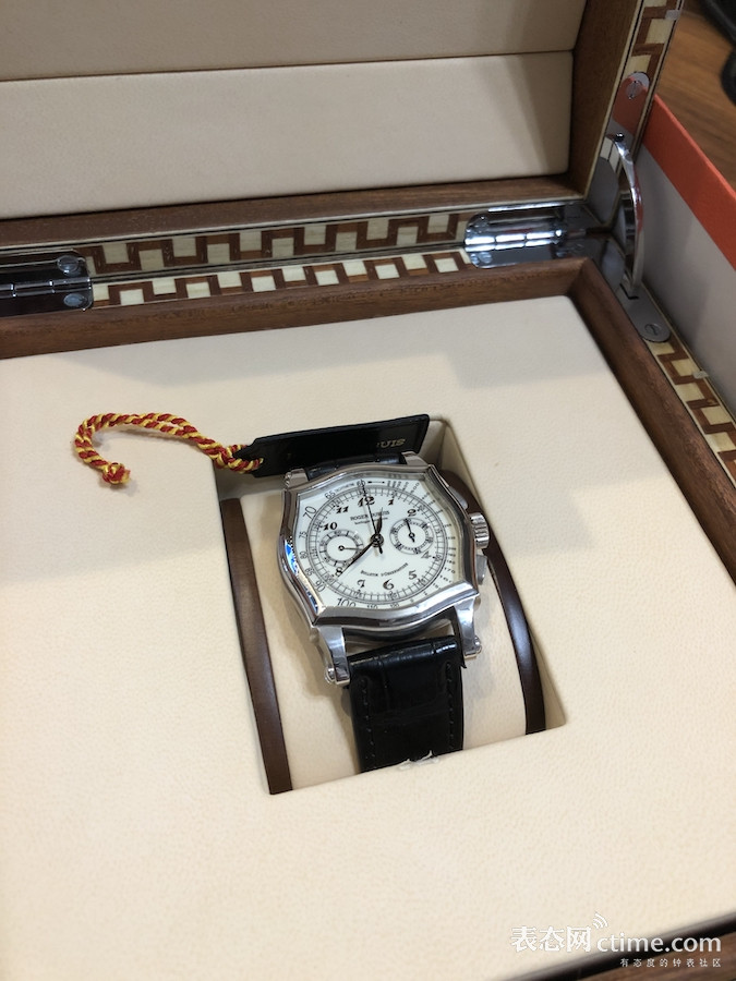 浪琴30l古董手表多少钱,30万的浪琴