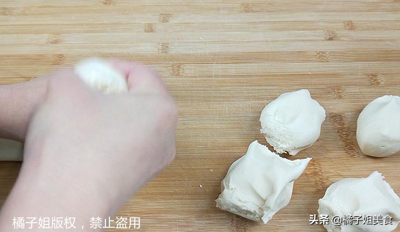 馒头的神奇做法，不用酵母粉不用老面，快已失传的方法，个个蓬松