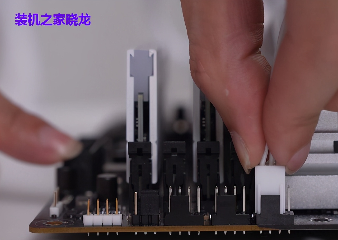 装机组装电脑,装机模拟器手机版组装电脑