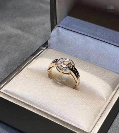 戒指控的快乐,高贵且优雅又显气质的戒指