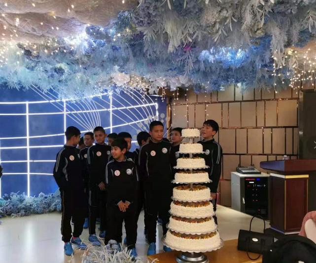 奔跑吧少年新疆足球,奔跑吧少年新疆青少年