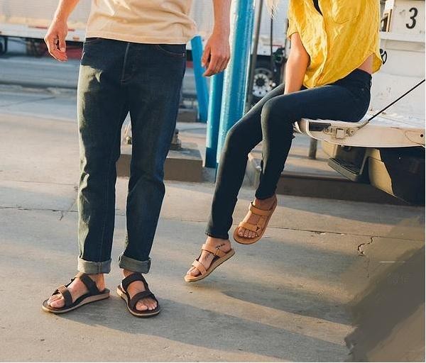 时尚复古凉鞋,复古新风格凉鞋