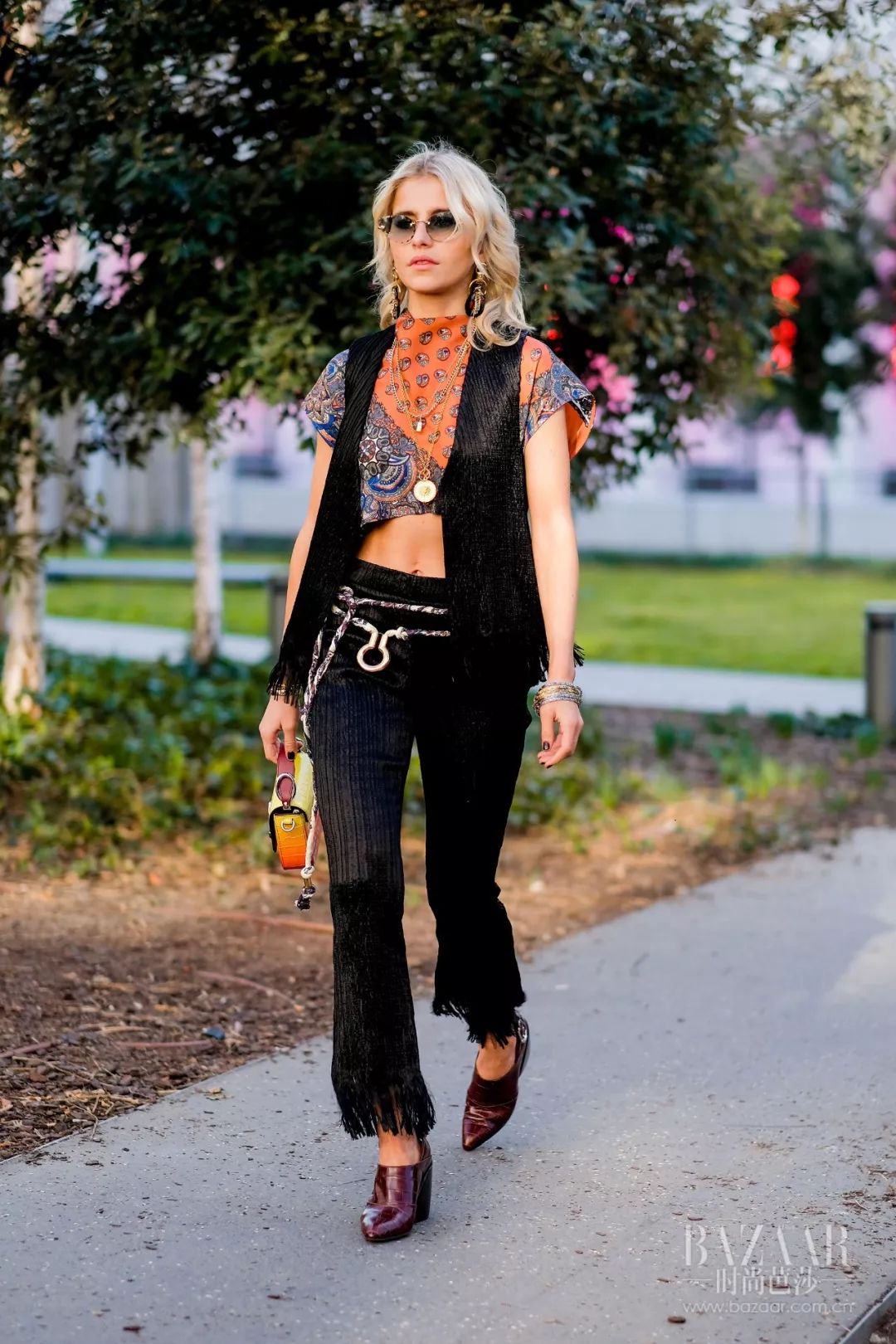 章子怡最惊艳的穿着,章子怡一个眼神霸气全开