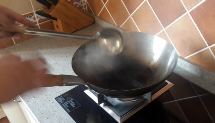 陈枝记铁锅和炊大皇哪个好,陈枝记和苏泊尔