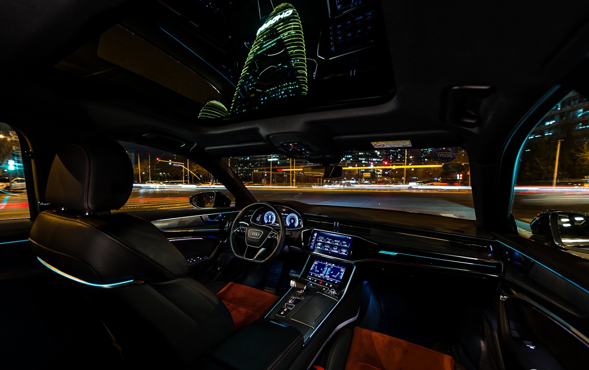 存款100万年入40万买什么车好,年收入25万存款100万买什么车