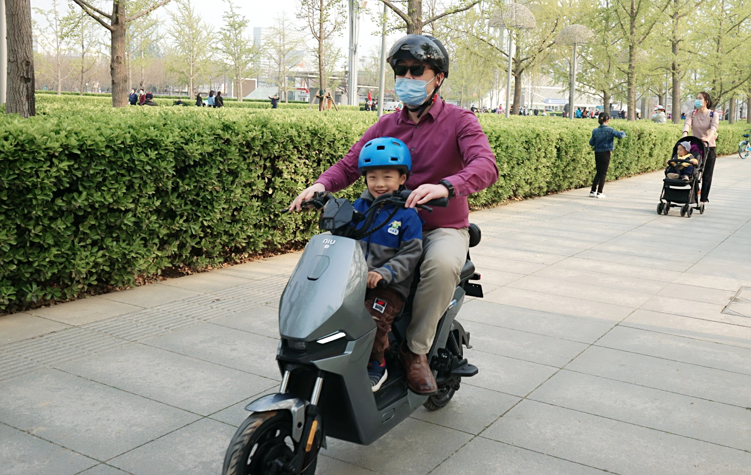 摆脱帝都拥挤，上班上学不堵车：我的第一辆电驴从小牛GOVAF0开始