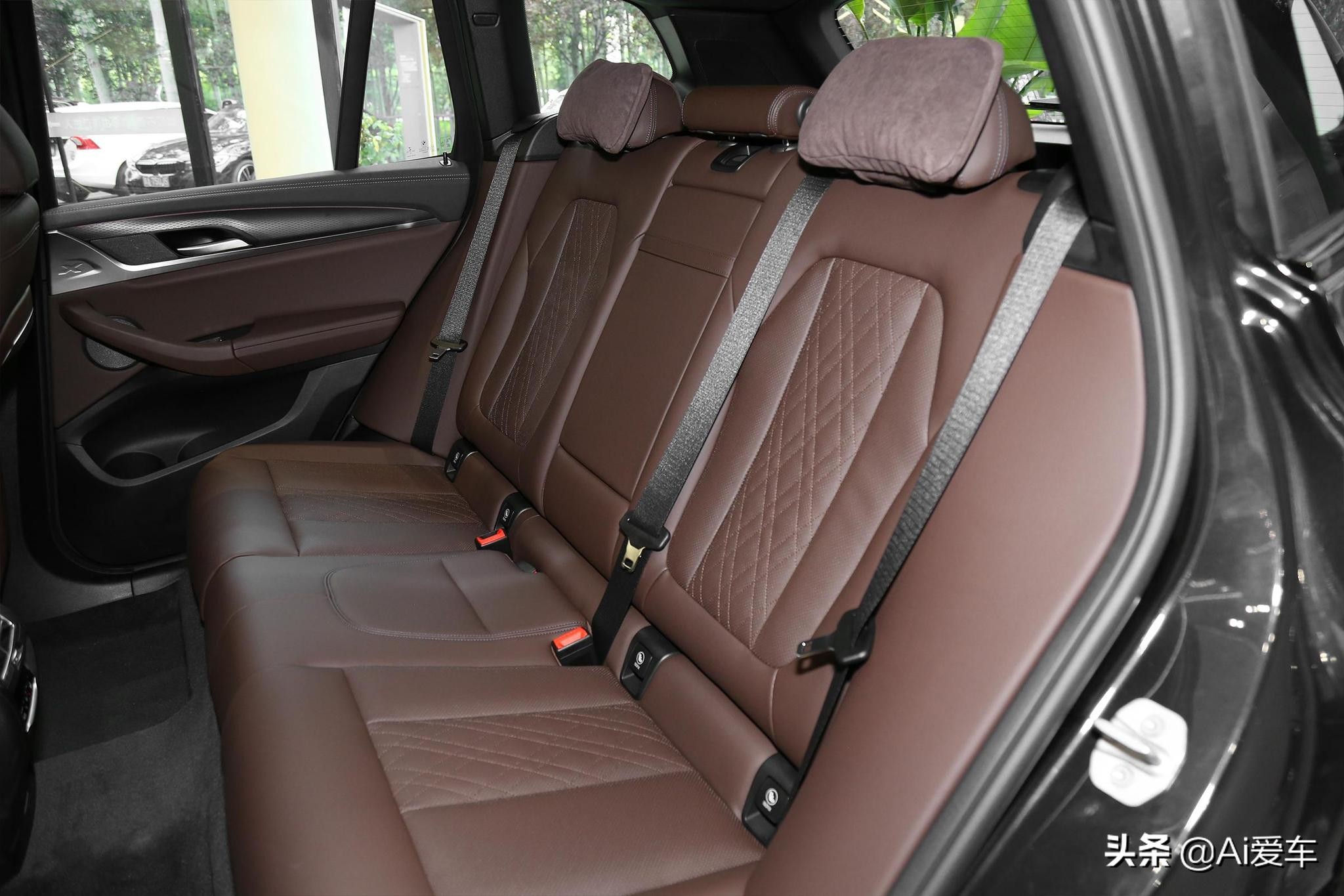 全新宝马x3哪个版本更值得买,降价后的宝马x3外观大气配置全面