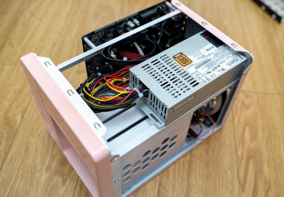 群晖2.5寸nas硬盘推荐,2023威联通nas和群晖nas对比