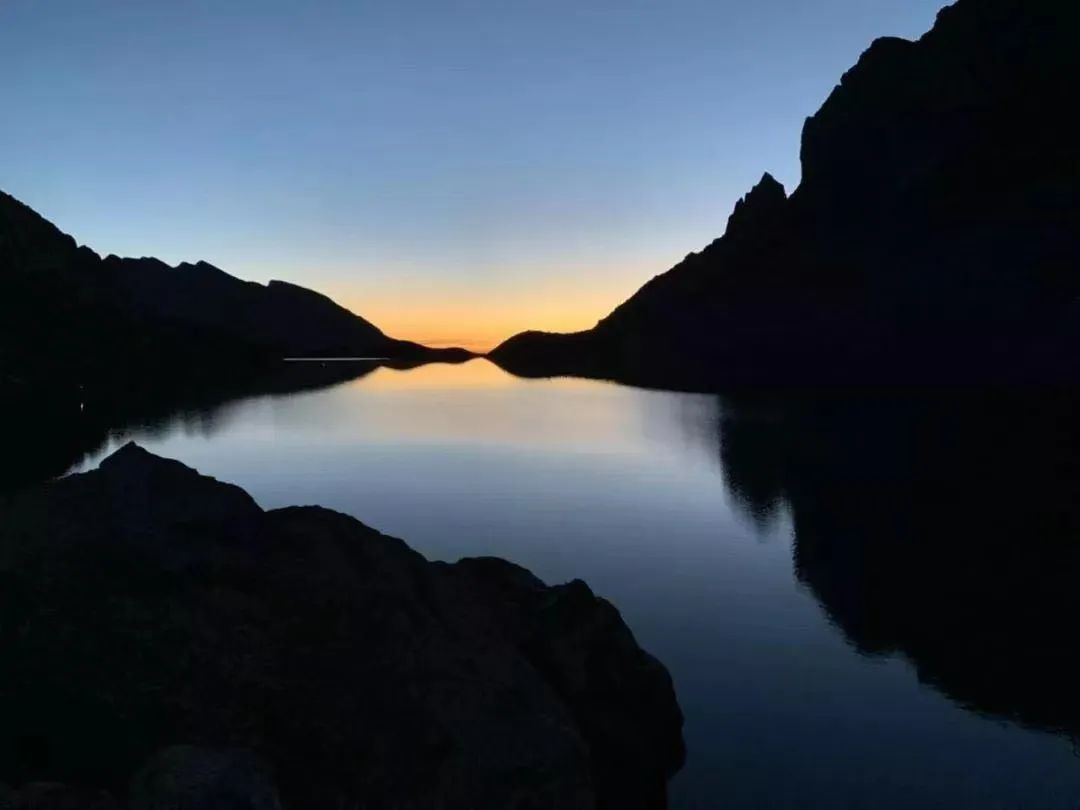 西北望射天狼深度解析,西北望射天狼霸气吗