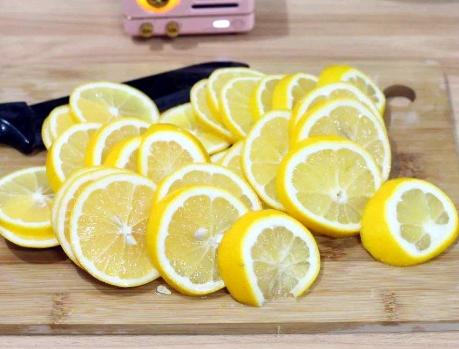 美味的蜂蜜柠檬茶,冰镇蜂蜜柠檬茶教程