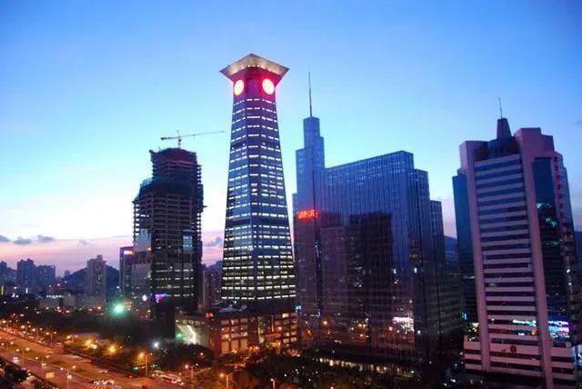 银行封卡一般有哪些情况才封卡,如何预防被银行风控降额封卡