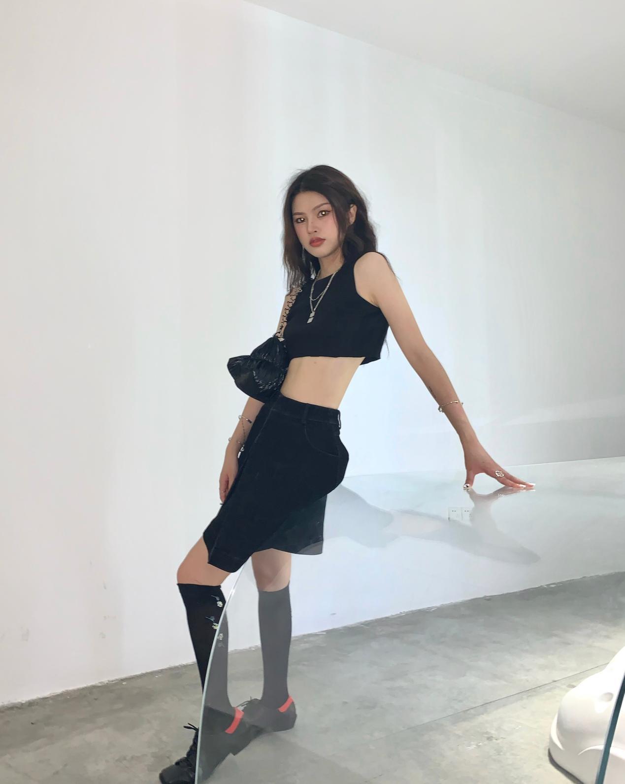 个子矮没有胯怎么穿搭,个子矮没有自信怎么办