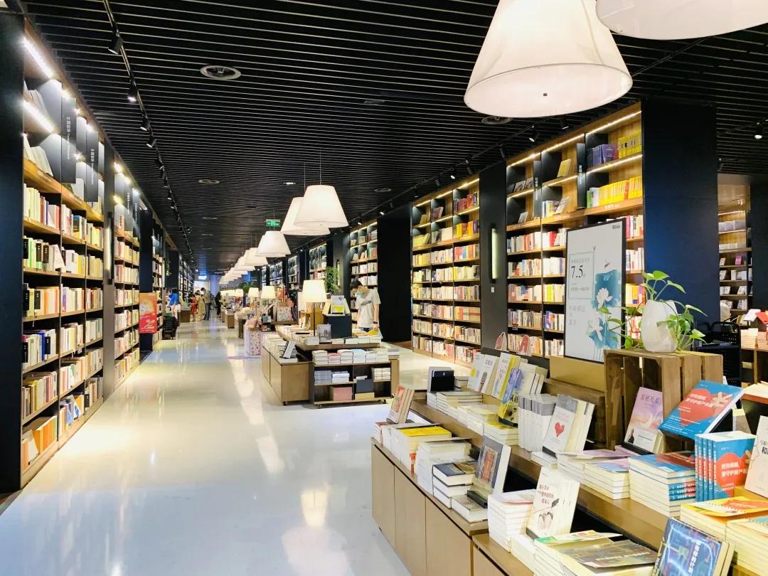 用阅读触摸成都｜在成都不能错过的10家书店（下）