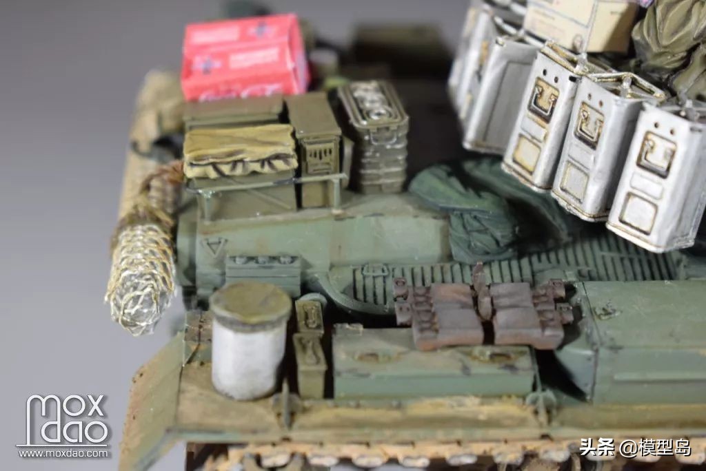 t34-85中型坦克模型,现代1:35主战坦克模型