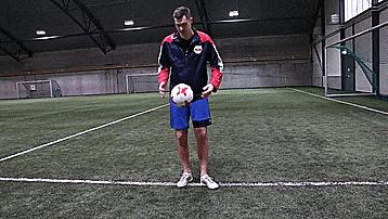 足球小技巧和足球花式动作,足球技巧花式大全