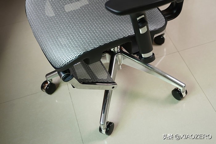 给自己的腰续费，升级Ergoup有谱1806人体工学座椅体验分享
