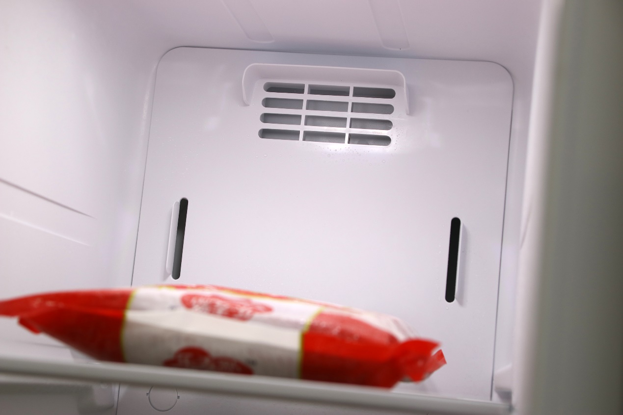 风冷变频双循环大容量美的冰箱,美的超薄冰箱深度60cm评测