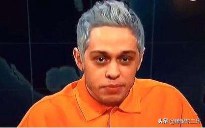 别再给吴亦凡“打榜”了，他踩了一个好姑娘！