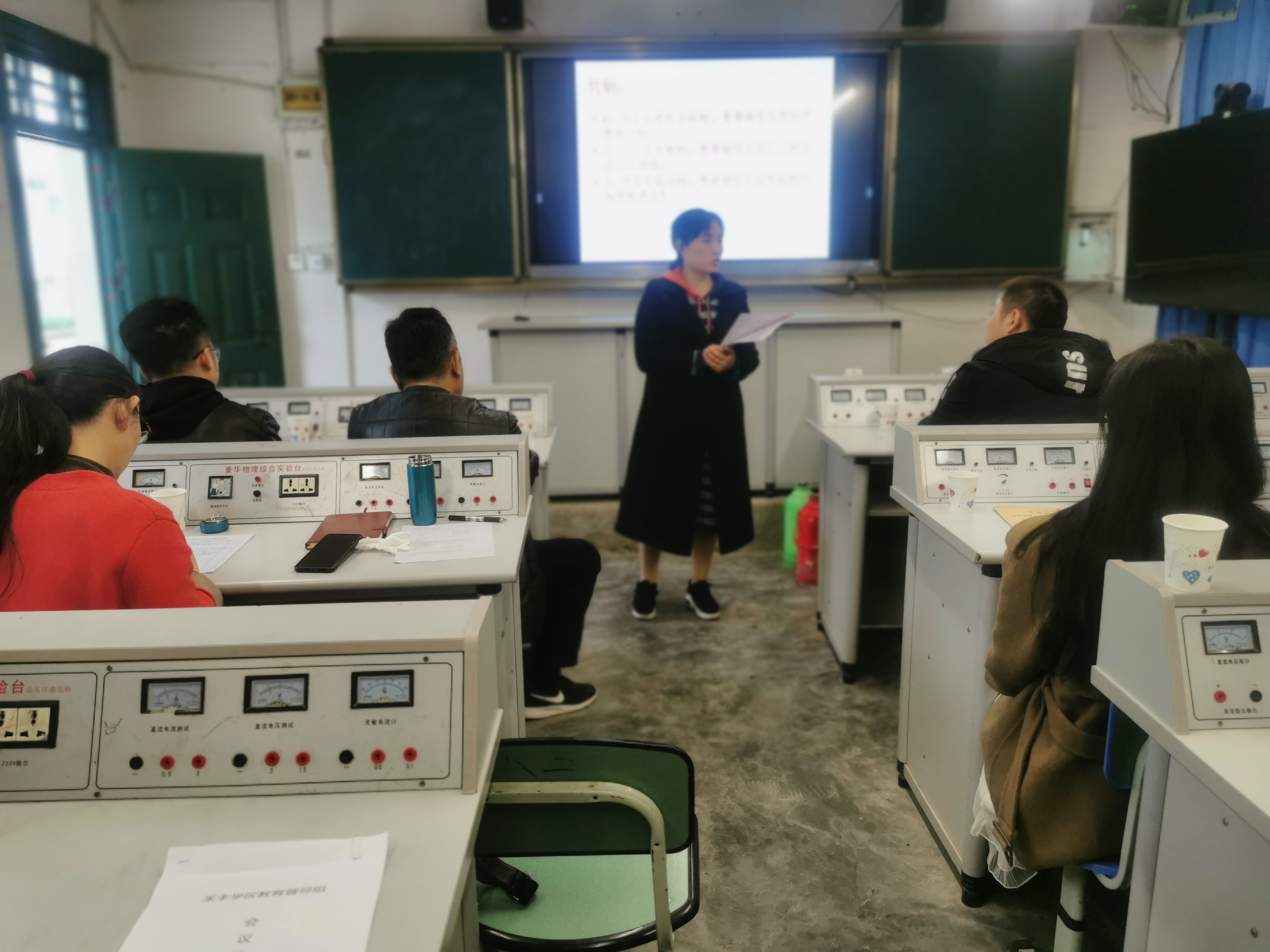 聚焦课堂提升教育教学质量,立足课堂主阵地提升教育教学质量