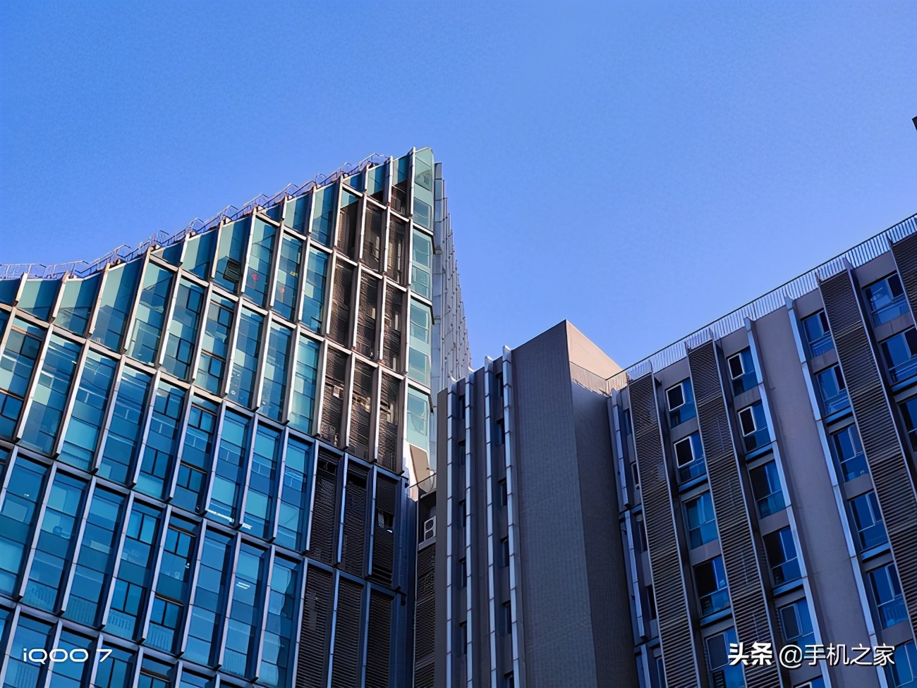 iqooneo5s和iqoo7更推荐哪个,iqoo7评测gt