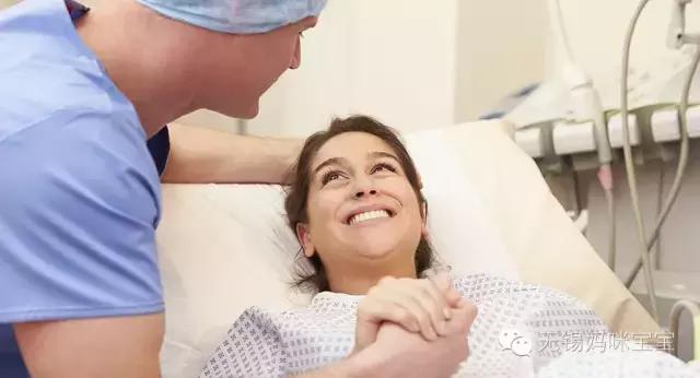 羊水破的征兆,孕晚期羊水破了有什么征兆