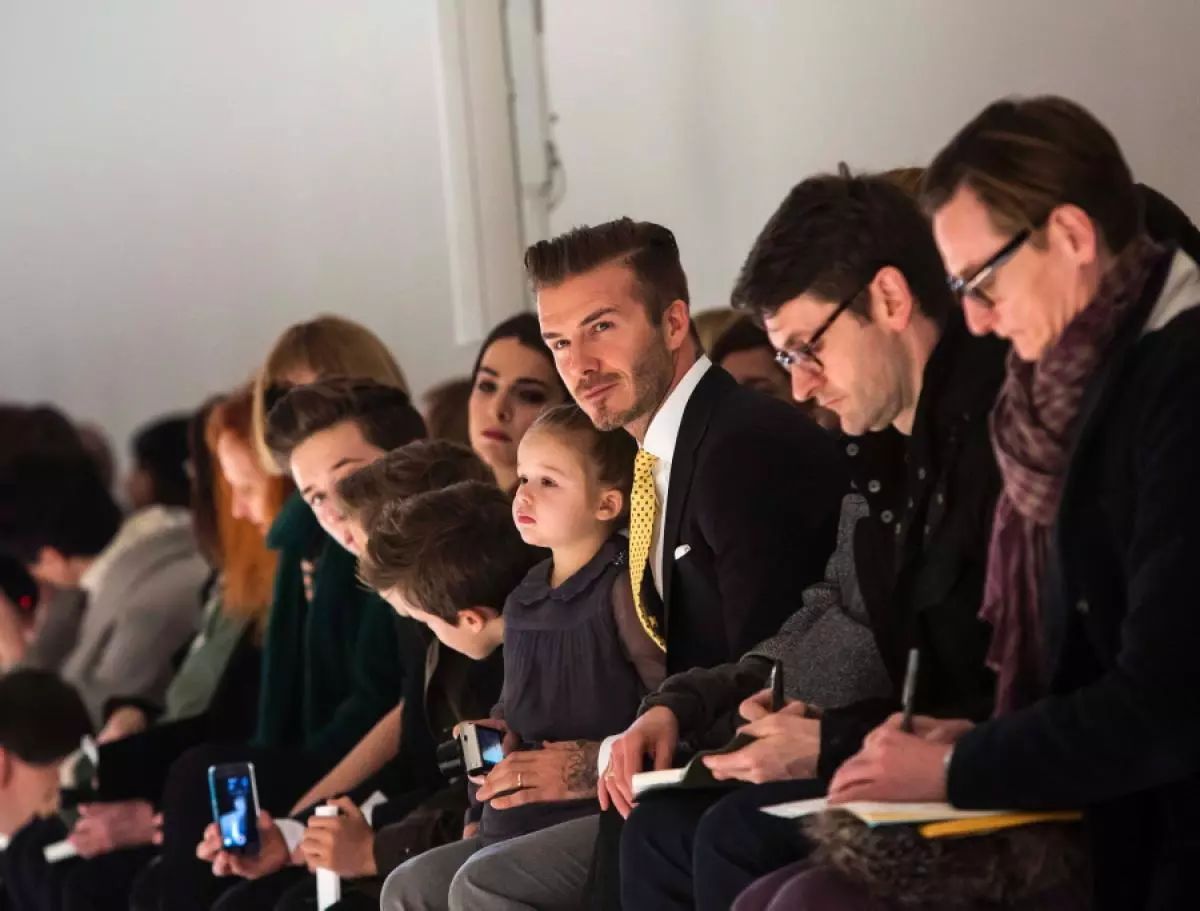 victoriabeckham出街,victoriabeckham谢幕