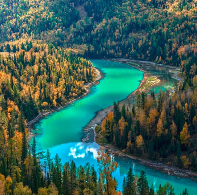 阿勒泰秋天有多美,秋天的新疆阿勒泰太美