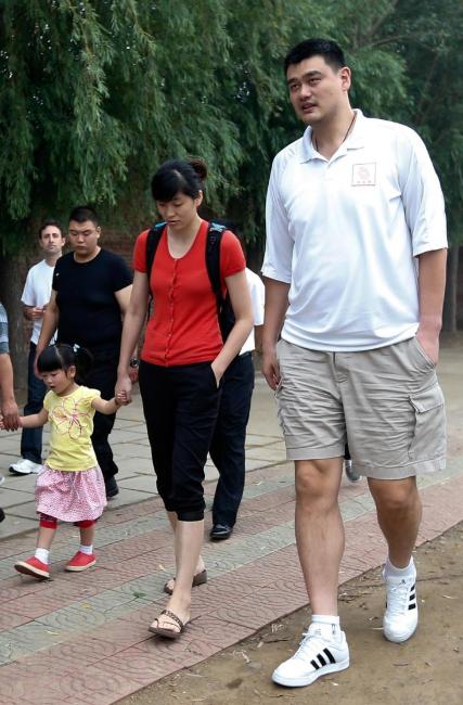 姚明家族基因多高,姚明的身高和他爸爸