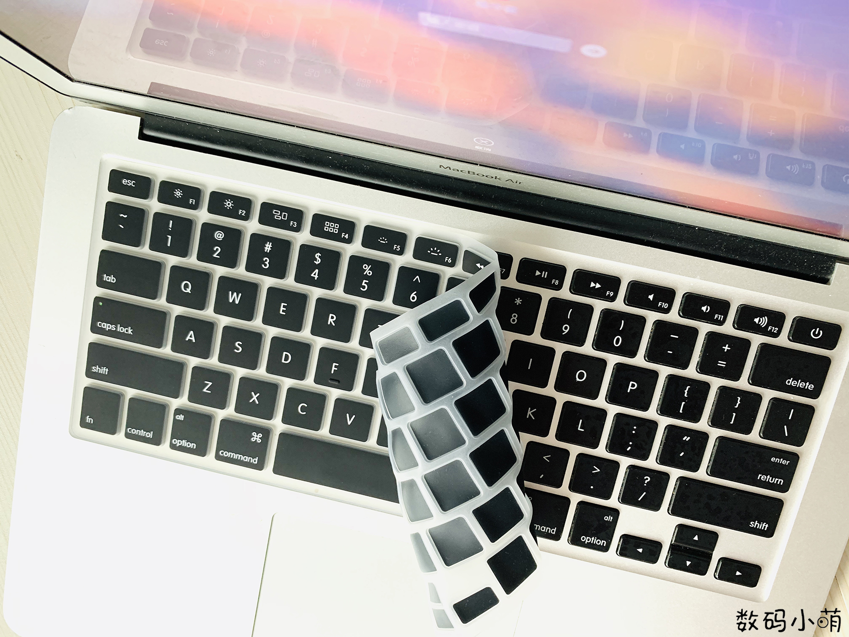 液态硅胶键盘膜怎么样,键盘空气膜和硅胶膜的区别