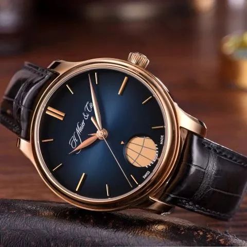 最普通的手表的隐藏功能,手表最有用的几大功能是什么