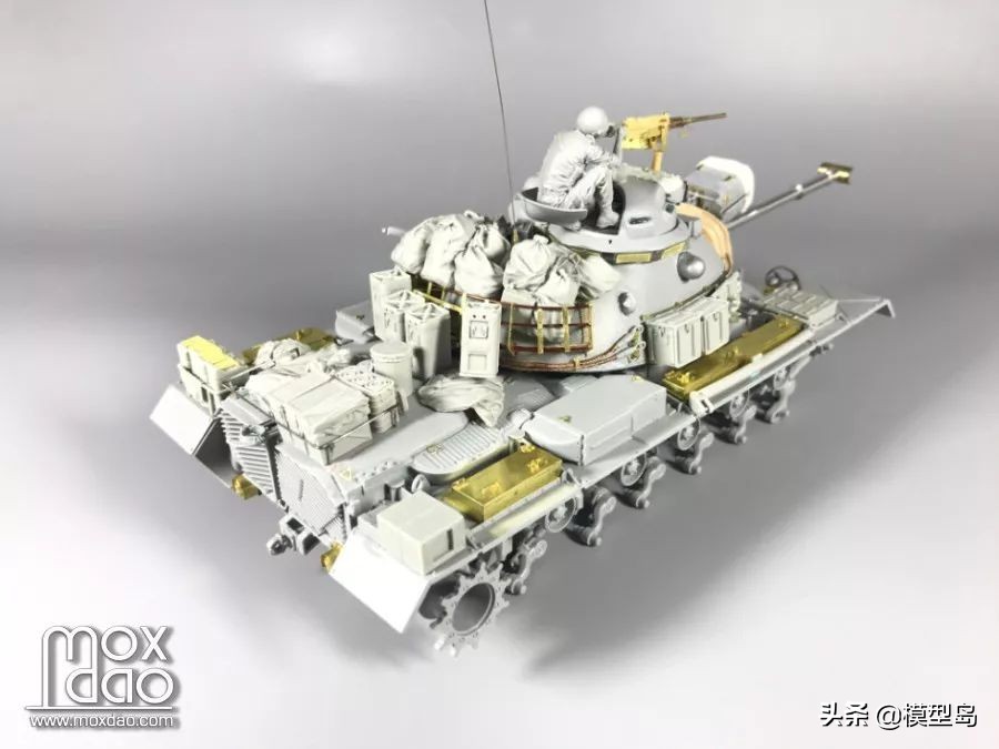 t34-85中型坦克模型,现代1:35主战坦克模型