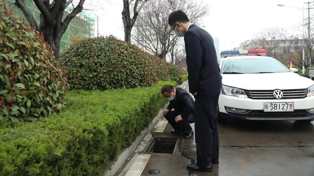 检察建议守护群众脚底下的安全,以案释法偷窨井盖可构成严重犯罪