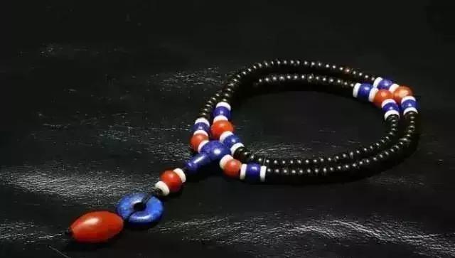 做椰壳文玩的是什么椰子,文玩椰蒂是用哪种椰子做的