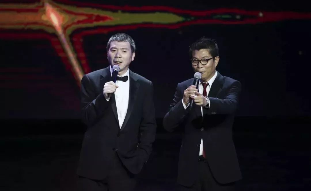 负债几十亿的华谊兄弟,华谊兄弟为何负债