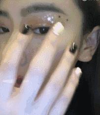 戚薇口红测评视频,小金条口红戚薇