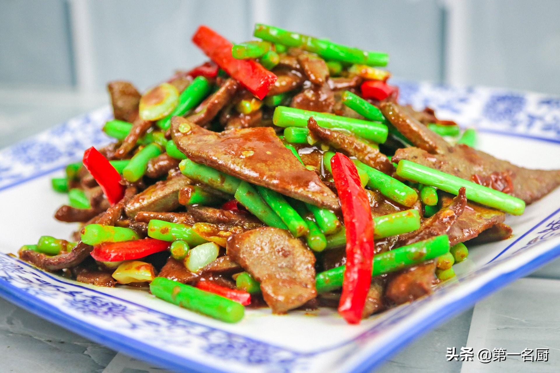 猪肝该怎么弄好吃视频教程,猪肝怎样做入味