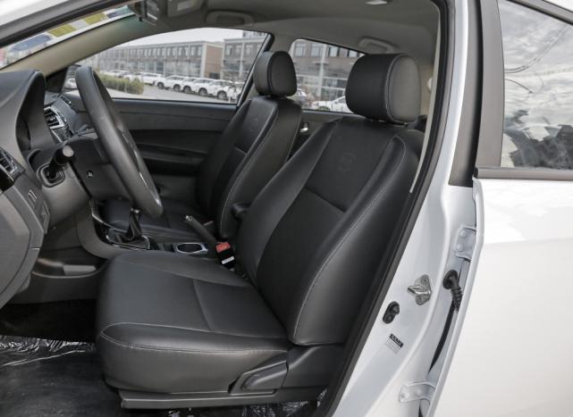 油耗低皮实耐造空间大的车选哪款,5万元买车就选这3款以口碑取胜