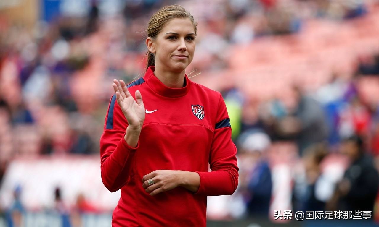 女神怀孕了！足坛第1美女宣布女儿明年降生生完3个月去踢奥运会