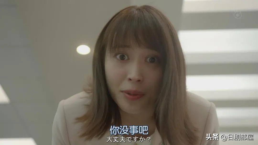 一觉醒来发现妻子换人了,反婚反育日剧推荐