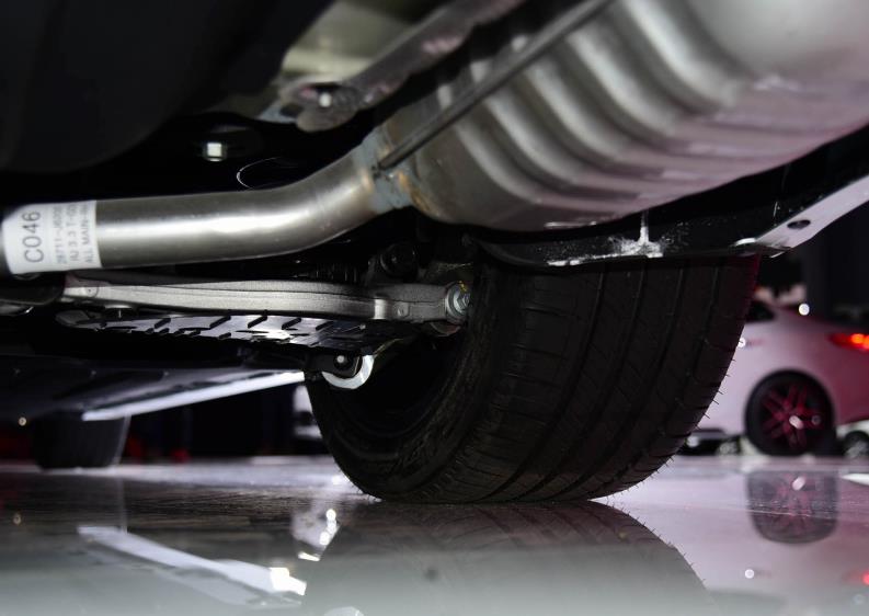 新款起亚k9官图发布,新款起亚K9官图