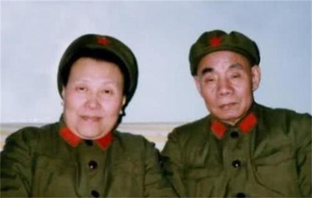 开国中将吴信泉：一生孕育12个子女，8个儿子、4个女儿