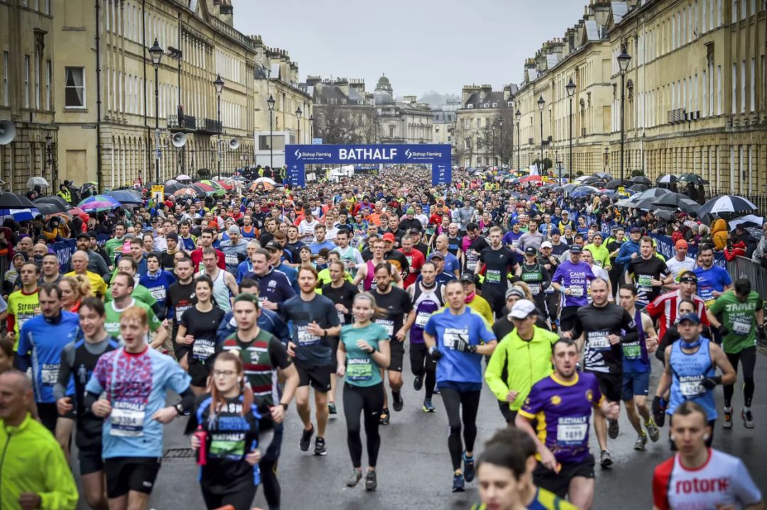 留学生包机回国划算吗,留学生回国经济舱价格
